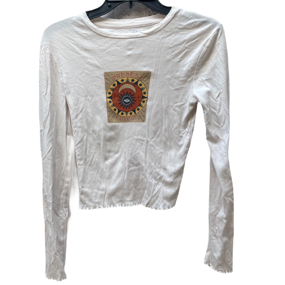 ❤️ URBAN OUTFITTERS CREAM GRAPHIC EVIL EYE CROP TOP SIZE SMALL